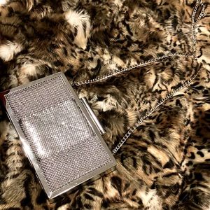 NWT-WHITING & DAVIS SIGNATURE MESH CLUTCH PURSE